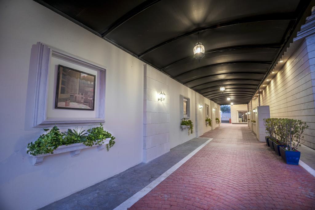 Mira Trio Hotel - Riyadh - Tahlia Street Eksteriør bilde